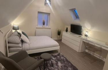 8 Studio, cosy loft, 50m to Airbus, bus-stop 20m, - Foto 3