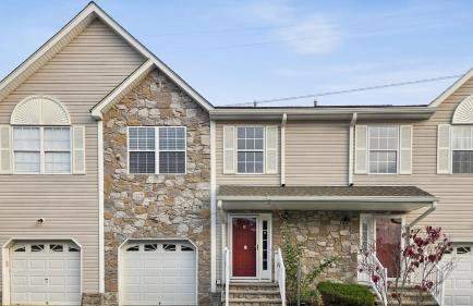 Spacious 3BR Near Rutgers plus Princeton plus NYC Access - Foto 4