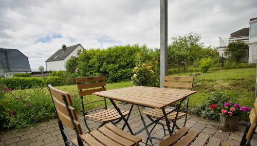 idyllsiche Lage, Ferienwohnung mit Terrasse, Meerblick - Haus Sonnenblume FeWo 04 - Foto 4