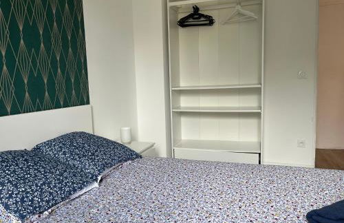 Superbe 3 chambres proche lyon et eurexpo parking - Foto 9