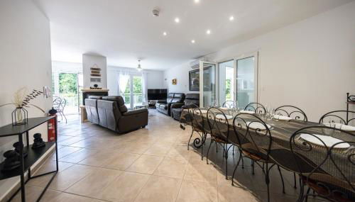 Grand Gîte Nature à Jezainville - Clim, Jardin Privé & Terrasse - 7 lits - Foto 3