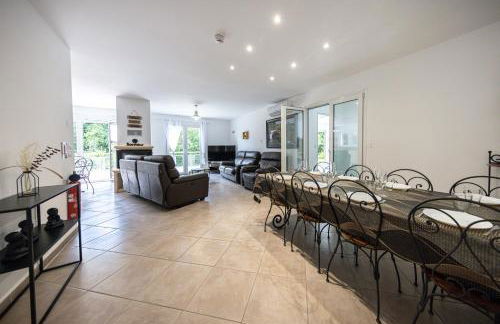 Grand Gîte Nature à Jezainville - Clim, Jardin Privé & Terrasse - 7 lits - Foto 3