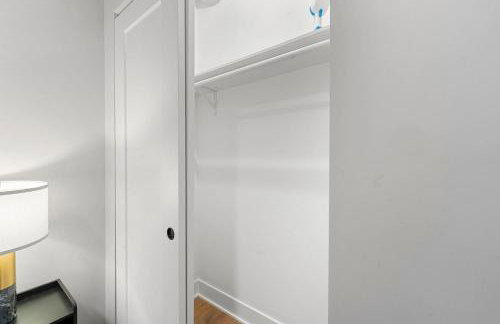 Steps from the Lake Edgewater Modern 2BD 2BA - Photo 38