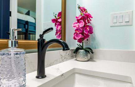 Wayward Sun Luxury 4BR Gulf Retreat w Pool, Hot Tub & Elevator - Foto 57