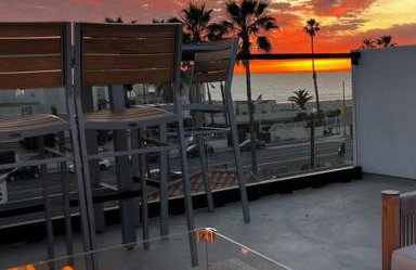 Beach House with Rooftop Jacuzzi - Foto 33