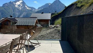 Chalets Horizon Blanc - Vue exceptionnelle Loup Blanc -Sauna extérieur Ours des Glaces -5 étoiles - Foto 5