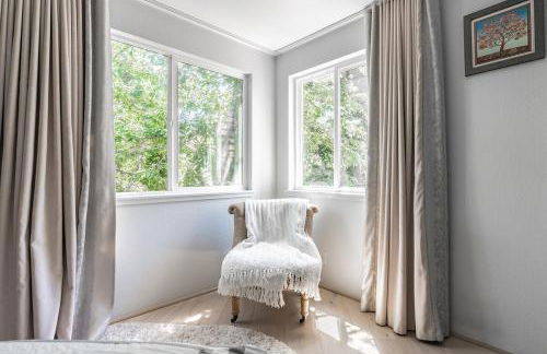 Spacious Central Kirkland Gem with Deck Near Google - Foto 10