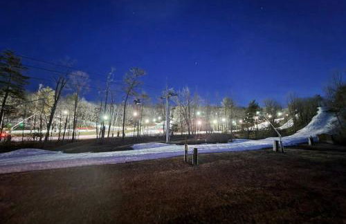 Hot Tub Luxe Retreat • Game Room • Lake • Bryce - Foto 67