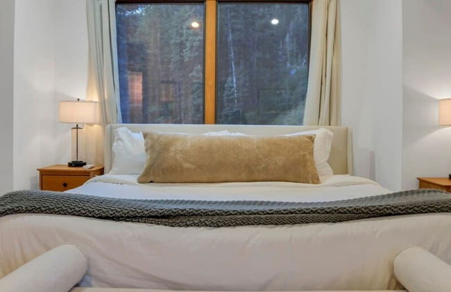 Reduced Nightly Rates! Park City Cabin, Hot Tub, Fire Pit - Sleeps 14 - Photo 35