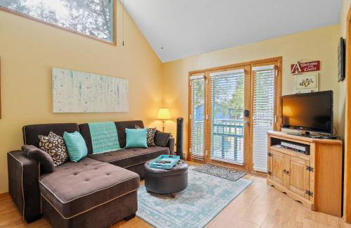 Sunset Shores - Chalet Cabin #3 by Simple Life Rentals - Foto 10