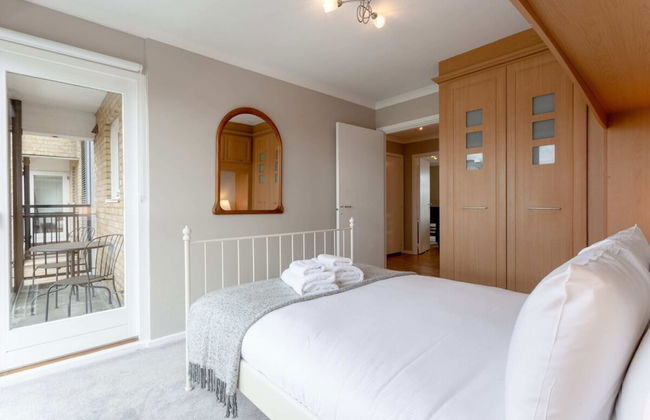 Bright, Modern One-bed With Stunning View of Thames - Foto 3