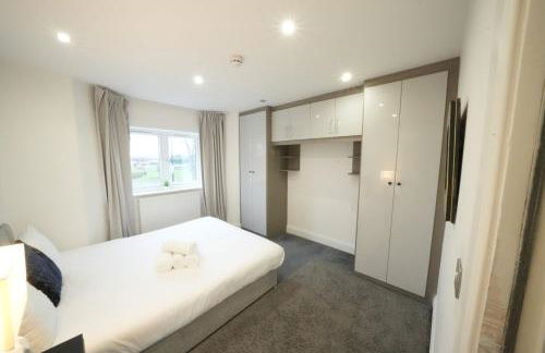 HEATHROW AIRPORT apartments-FREE parking-Free underground to and from Heathrow-30 min central London - Foto 79