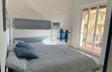 Loano: Centro e Mare a portata di mano - Foto 9