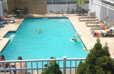 23 B ST APARTMENTS - Photo 1