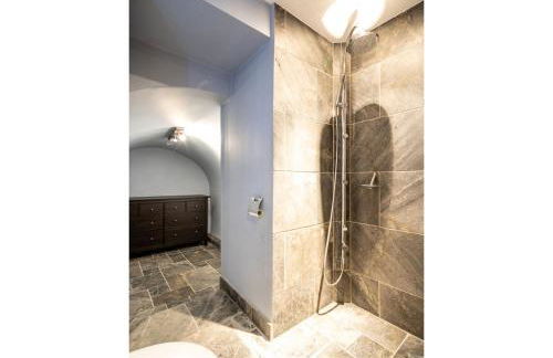 Murphys House - 3 bed Luxury Central Townhouse - Photo 20