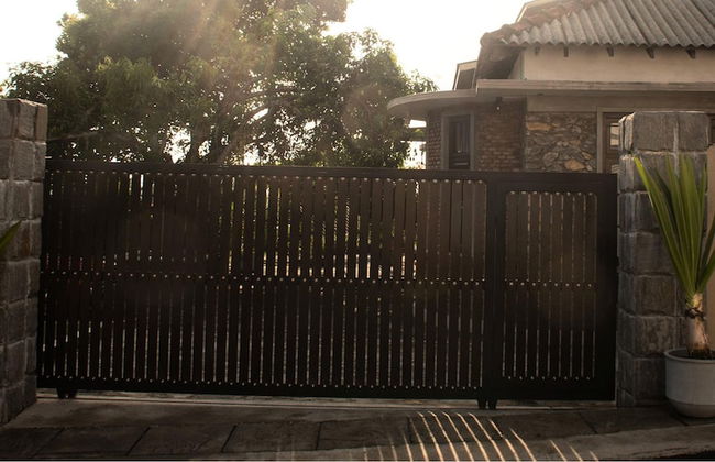 Galle Large Serviced Villa Near Beaches & Fort - Photo 1