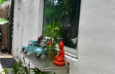 Flora's Garden Apartment/Studio - Foto 18