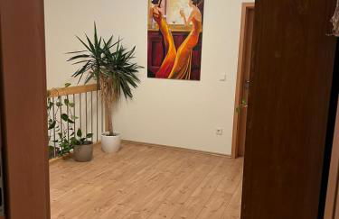 Ruhig gelegene Wohnung direkt am Schlosspark - Foto 4