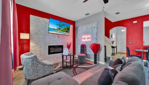 Themed Resort Home 15 min drive to Disney - Foto 1