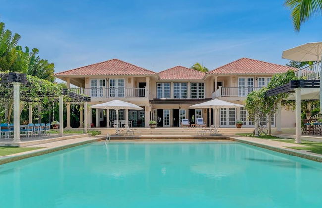 Sophisticated Villas With Private Pools and Staff - Foto 1