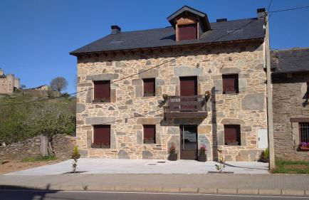 APARTAMENTOS TURISTICOS LAS CANDELAS - Photo 3