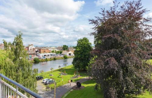 Caul View Apartment - Photo 3