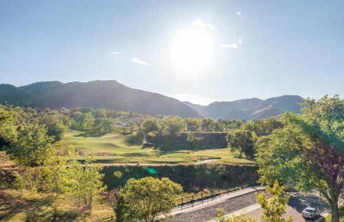 Golden Cottage Near Red Rocks and School of Mines! - Photo 3