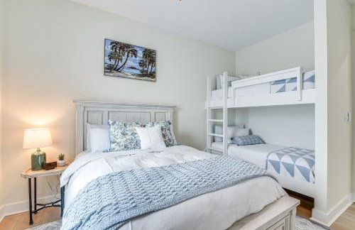 Walk to Beach Galveston Gem with Pool Access - Foto 16