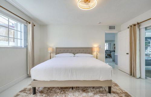 3 Mi to Hard Rock Stadium Home with Fenced-In Yard! - Photo 11