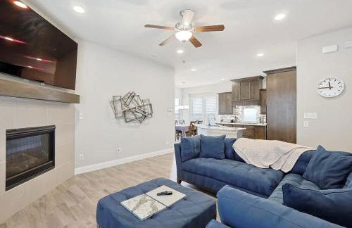 3 BR Modern Stay minutes away from DFW Airport - Foto 1