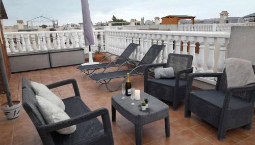 La CASA de Kevin - Torrevieja - Foto 5, sunbed