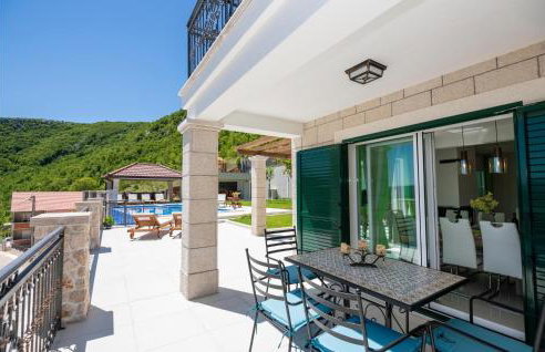 Cozy Home In Ricice With Wifi - Foto 19