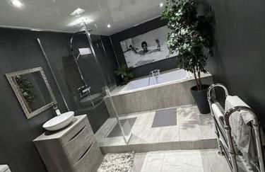 Secret Cabin Getaway - Photo 12