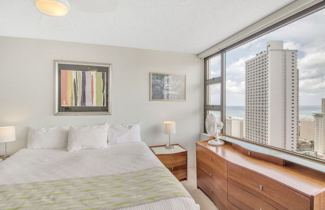 High Rise Ocean View Waikiki Condo, FREE Parking & Wi-Fi by Koko Resort Vacation Rentals - Foto 2