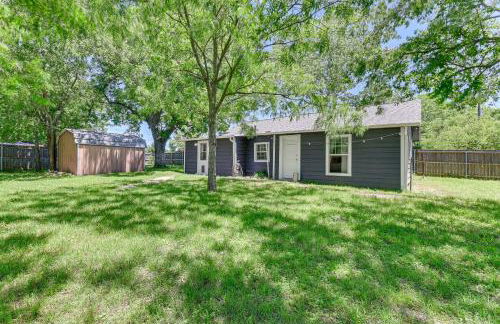 Pet-Friendly Home with 1-Acre Yard in Aubrey - Foto 25