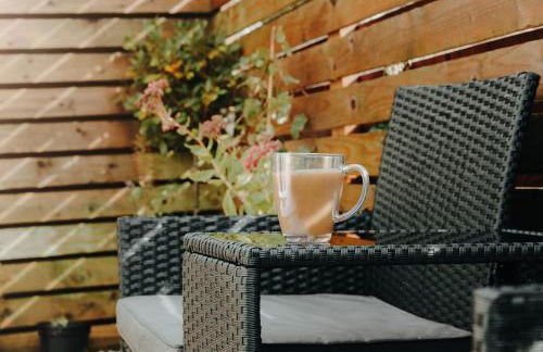 Luxury Private Suite-Parking, Courtyard & Wi-Fi - Foto 13