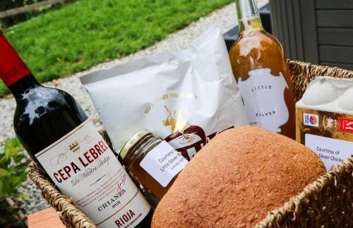 Little Silver Pheasant - Foto 15