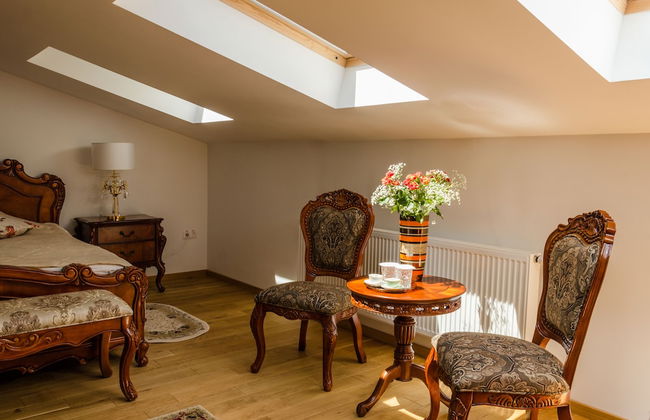 Cetatea Medievala - Foto 30