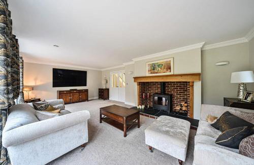 Luxurious Modern Henley Home with Pool & Hot Tub, 5 Bedrooms, Parking - Foto 30