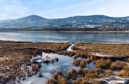 MacArthur Lakefront • Sunroom • Sleeps 6 - Foto 45