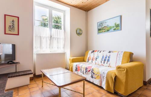 Charmant Gîte Familial à 30m de la Plage avec Cour Fleurie, Proche Commerces et Pêche à Pied - FR-1-306-833 - Foto 7