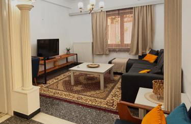 The Local Pin House - Ευρύχωρη μονοκατοικία, Λαμία - Photo 17