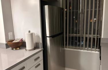 Warm and Welcoming - Photo 12