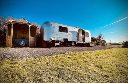 WildView Cosy Glamping with Outdoor Bath and stunning scenery - Foto 12