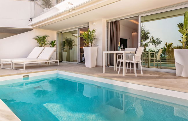 Grand Horizon Luxury Boutique Apartments - Photo 50