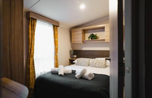 Beautiful 3bed Caravan on Windermere - on White Cross Bay Holiday Park - Photo 15