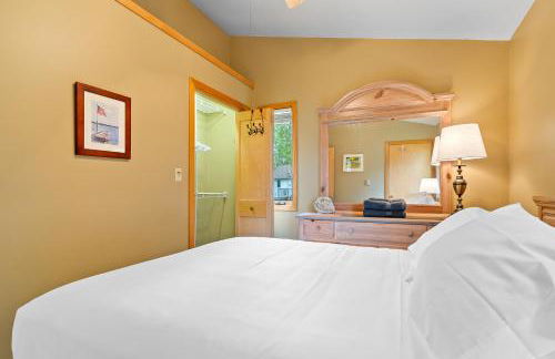 Sunset Shores - Lakeside Cabin #1 by Simple Life Rentals - Foto 11