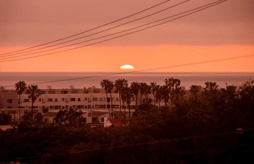 Oceanview Coastal Retreat in Redondo Beach - Foto 38