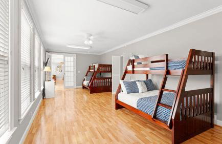 Whitetail Cove by Avantstay Lakefront w/ Pool + Private Dock Sleeps 20 - Foto 9