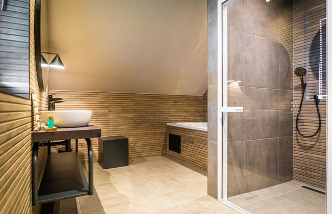 Luxury Villa With Sauna Near the Beach - Photo 15